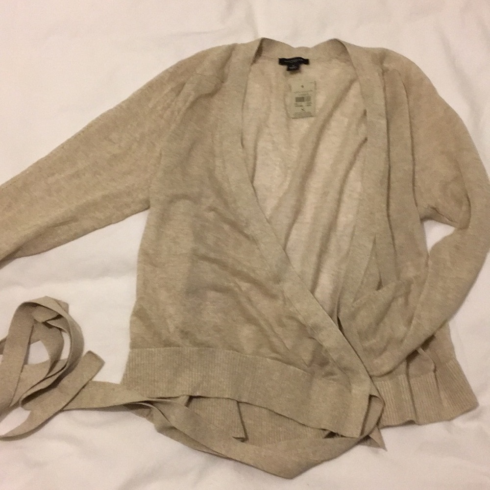Ann Taylor true wrap delicate sweater small